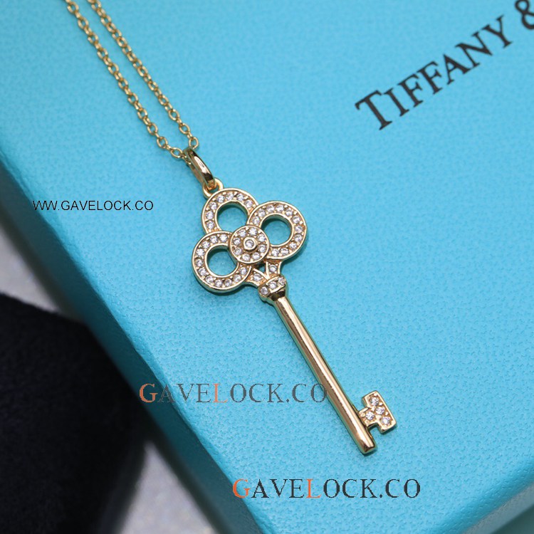 Tiffaany Chain Necklace Gold Kay Pendant set with diamonds Tiffaany Chain Necklace Gold Kay Pendant set with diamonds